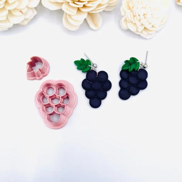 Grape Cluster and Leaf Set Clay Cutter Set