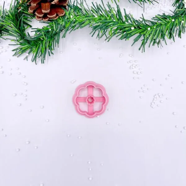 Basic Christmas Wreath Clay Cutter
