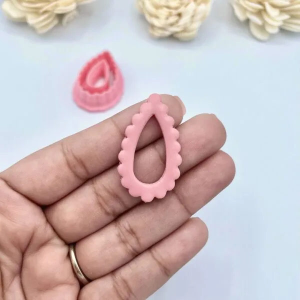 Scalloped Teardrop Clay Cutter
