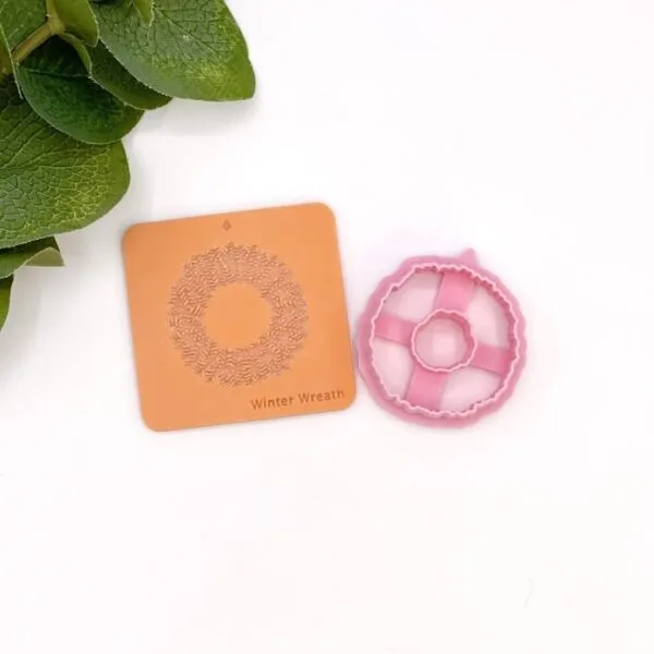 Winter Wreath Texture Tile and Clay Cutter Set
